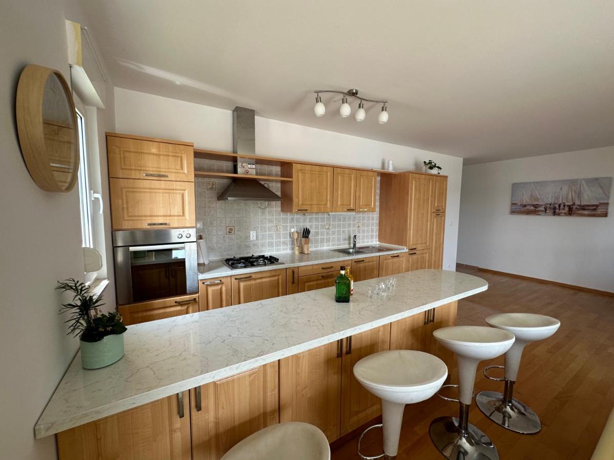 Aurora Luxury Apartment تروغير المظهر الخارجي الصورة
