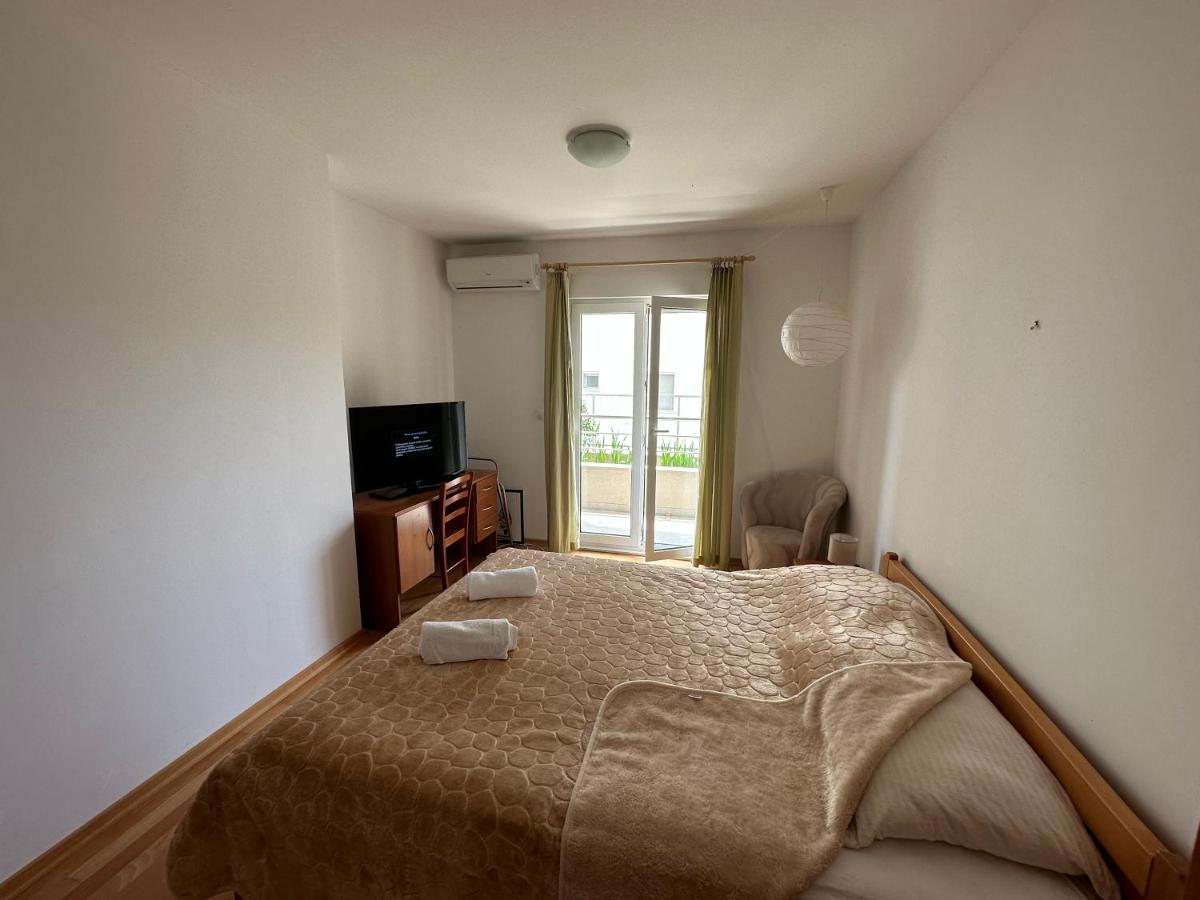 Aurora Luxury Apartment تروغير المظهر الخارجي الصورة
