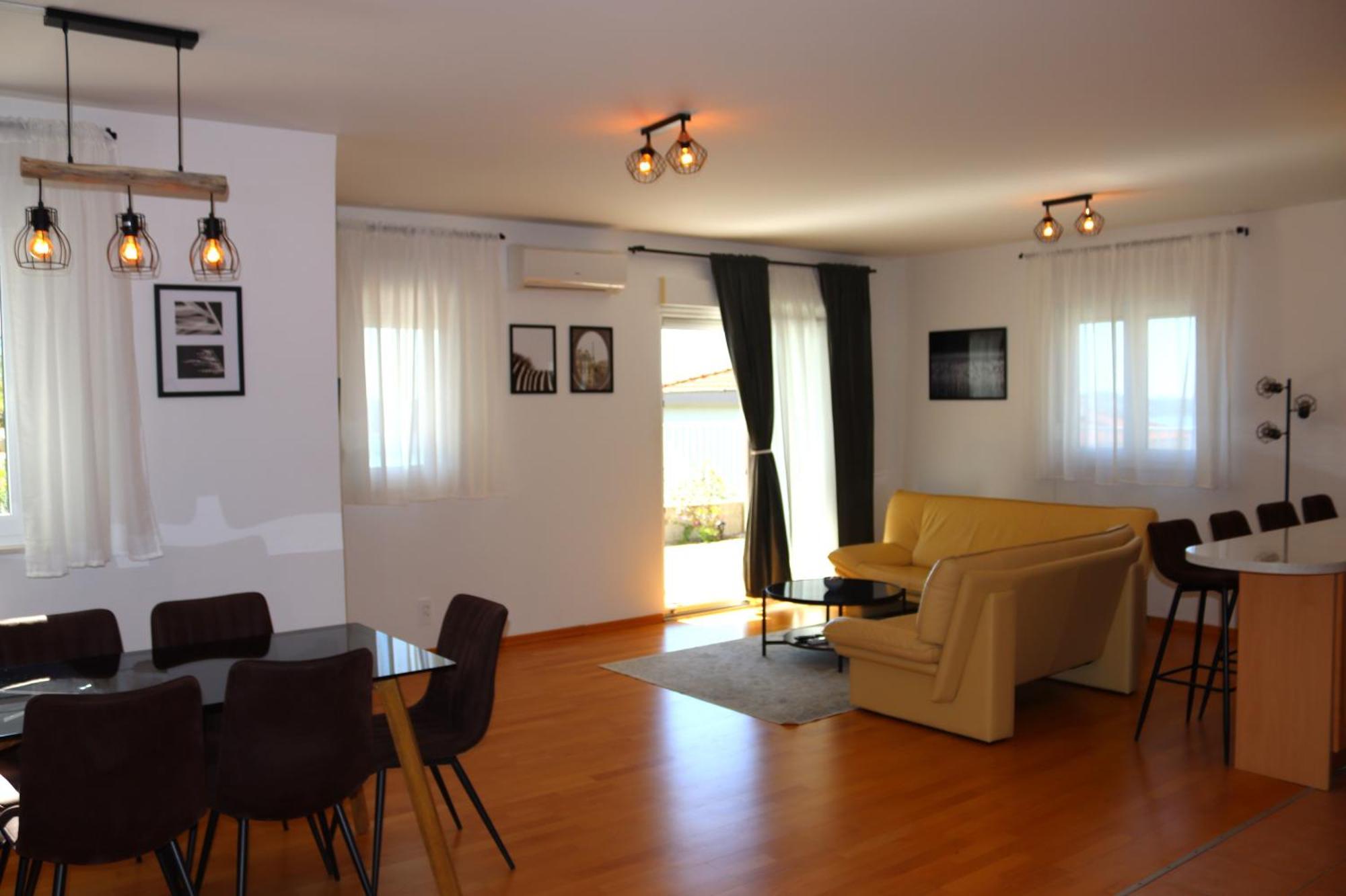 Aurora Luxury Apartment تروغير المظهر الخارجي الصورة
